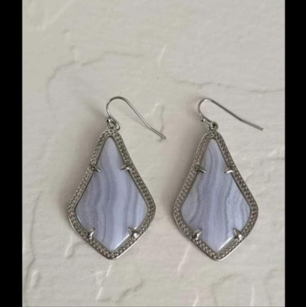 Rare Kendra Scott Blue Lace Agate Alex Earrings.